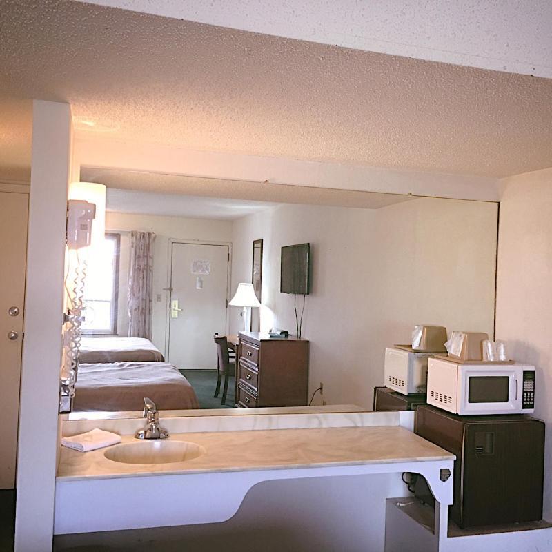 Travelers Inn Elizabethton Bagian luar foto