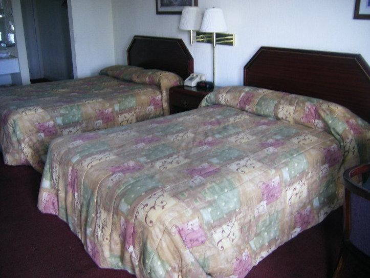 Travelers Inn Elizabethton Bagian luar foto