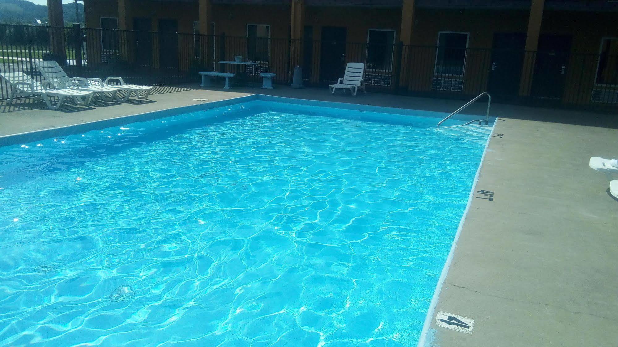 Travelers Inn Elizabethton Bagian luar foto